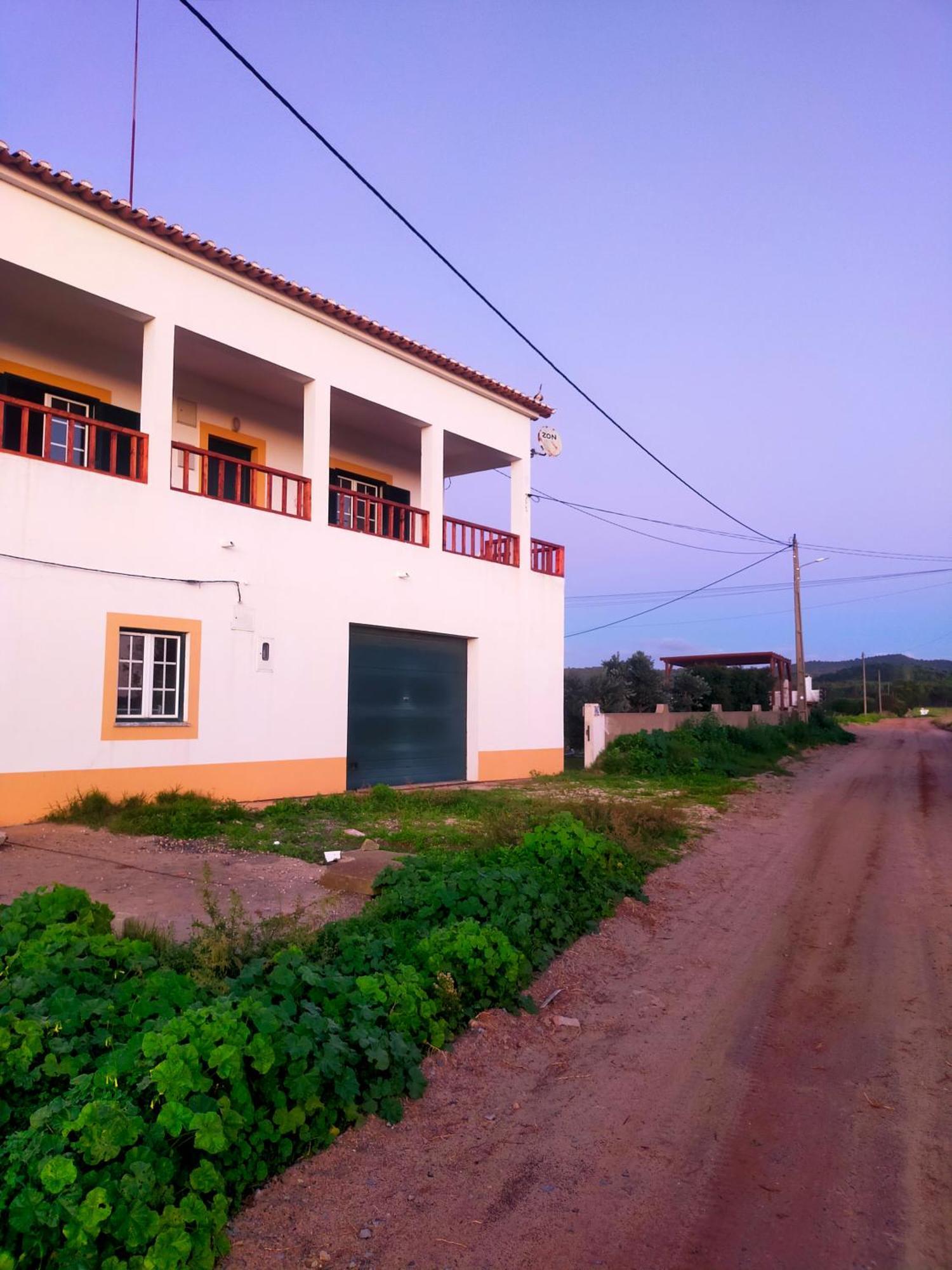 I Ka Hale Bed & Breakfast Vila Nova de Milfontes Bagian luar foto